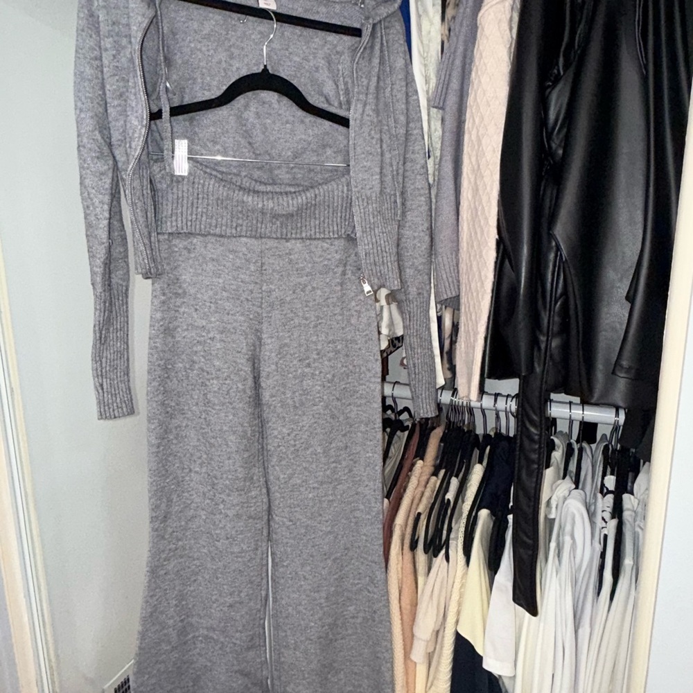 Gray Women's Knit Pants & Zip Up Top